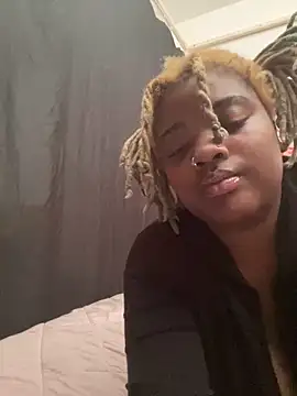 Snapshot of Indigo-love23 chatting on 12-30-24, 04:19 Indigo-love23 online show from 12-30-24, 04:19