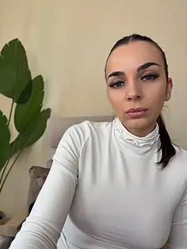 Snapshot of Bad_Giorgia chatting on 04-09-26, 09:04 Bad Giorgia online show from 04-09-26, 09:04