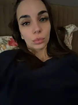 Snapshot of Bad_Giorgia chatting on 04-15-26, 08:10 Bad Giorgia online show from 04-15-26, 08:10