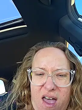 julimonroe online show from 03-13-25, 06:23