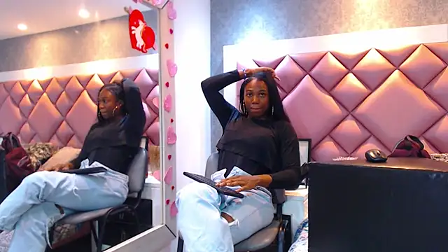 DanielaDuff online show from 09-09-25, 07:35