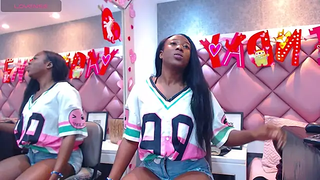 DanielaDuff online show from 09-27-25, 07:52