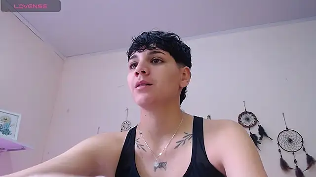 bad giirl  online show from 12-14-24, 04:42