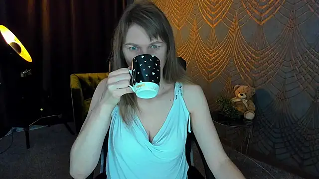 Snapshot of Anabell_xxx chatting on 05-03-26, 05:24 Anabell xxx online show from 05-03-26, 05:24