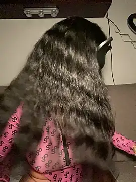 Snapshot of nenalayla chatting on 12-20-24, 07:28 nenalayla online show from 12-20-24, 07:28