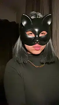 Snapshot of nenalayla chatting on 11-23-25, 01:44 nenalayla online show from 11-23-25, 01:44