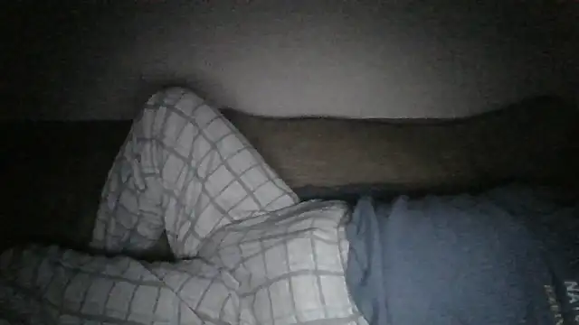 Snapshot of Anderrust chatting on 12-22-25, 12:40 Anderrust online show from 12-22-25, 12:40