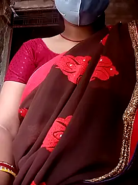 Snapshot of Lattika-Bhabhi chatting on 12-28-24, 07:11 Lattika-Bhabhi online show from 12-28-24, 07:11