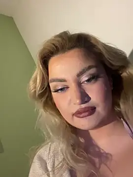 EmiliaPetrova online show from 02-14-25, 09:10