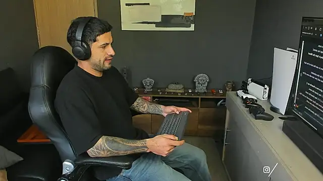 Davevilboy online show from 11-12-25, 12:05