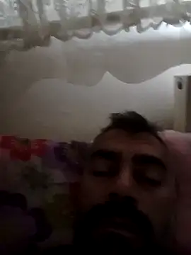 Snapshot of kevgir08 chatting on 06-21-26, 03:20 kevgir08 online show from 06-21-26, 03:20