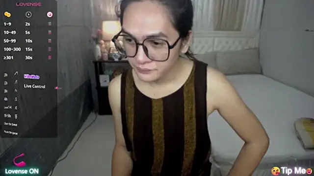 xAsianSweetHeart online show from 10-28-25, 10:56