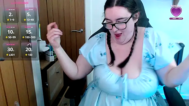 Snapshot of Rebecca_Summer chatting on 04-23-26, 05:26 Rebecca Summer online show from 04-23-26, 05:26