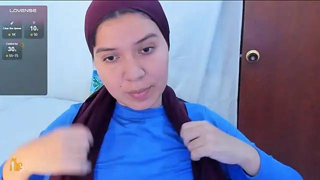Snapshot of MatchedEyebrow chatting on 12-01-24, 10:43 MatchedEyebrow online show from 12-01-24, 10:43