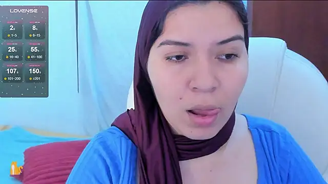 Snapshot of MatchedEyebrow chatting on 01-18-25, 09:13 MatchedEyebrow online show from 01-18-25, 09:13