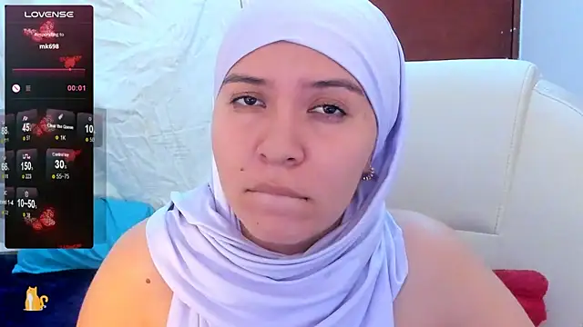 Snapshot of MatchedEyebrow chatting on 02-02-25, 11:42 MatchedEyebrow online show from 02-02-25, 11:42