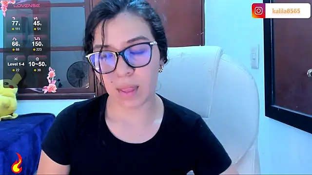 Snapshot of MatchedEyebrow chatting on 09-25-25, 09:29 MatchedEyebrow online show from 09-25-25, 09:29