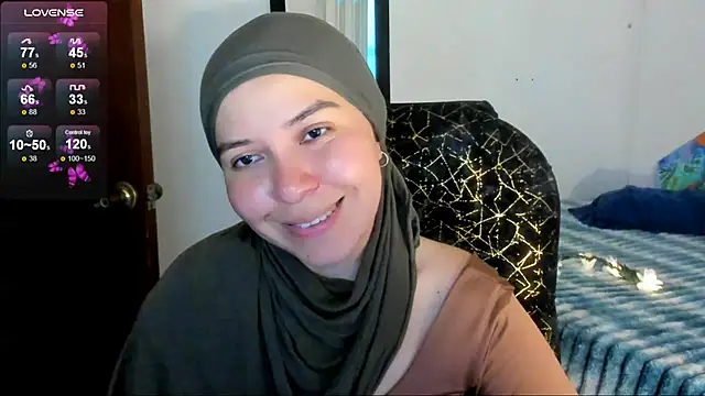 MatchedEyebrow online show from 05-30-26, 09:34
