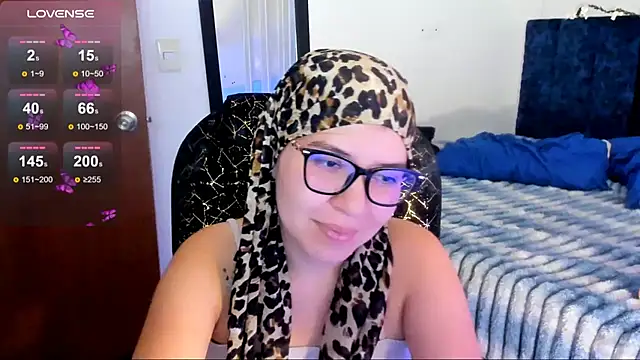 Snapshot of MatchedEyebrow chatting on 06-15-26, 10:01 MatchedEyebrow online show from 06-15-26, 10:01