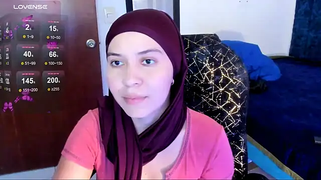 Snapshot of MatchedEyebrow chatting on 06-18-26, 09:08 MatchedEyebrow online show from 06-18-26, 09:08