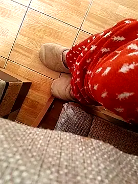 feet toes online show from 03-05-25, 05:29