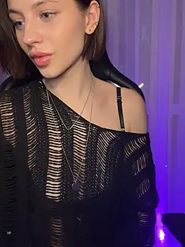 Camilla Railian online show from 12-07-24, 08:05