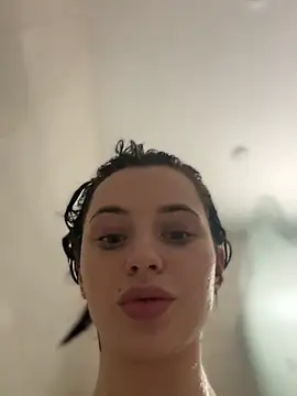 Camilla Railian online show from 12-14-24, 10:07