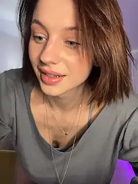 Camilla Railian online show from 12-19-24, 06:45