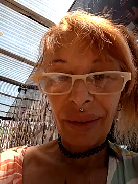 FrozenWaffle online show from 11-25-25, 03:23