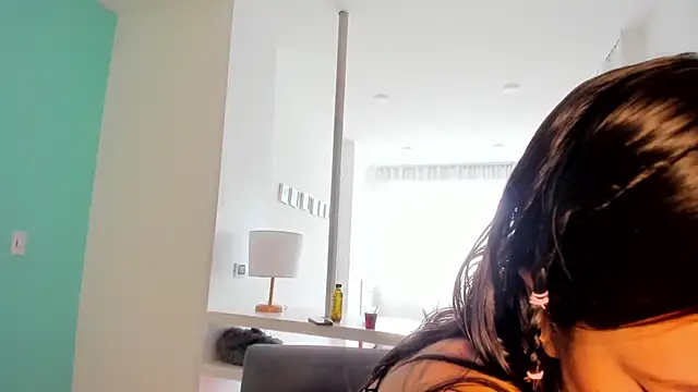 JosieSkyess online show from 10-18-25, 02:07