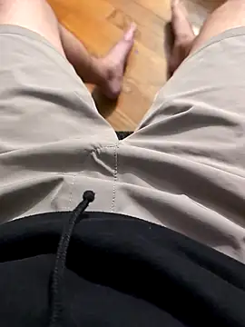 Snapshot of MrandMrsHaze chatting on 11-18-25, 03:12 MrandMrsHaze online show from 11-18-25, 03:12