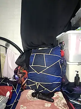  Shimmerlyn  online show from 04-01-26, 01:41