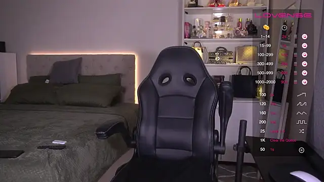 JohannaRodriguez69 online show from 12-08-24, 06:01