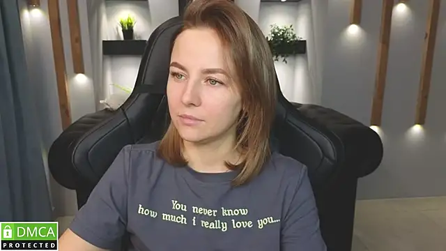 Mira Mermayd online show from 12-25-24, 11:22