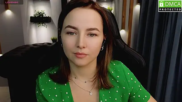 Mira Mermayd online show from 01-29-25, 04:26