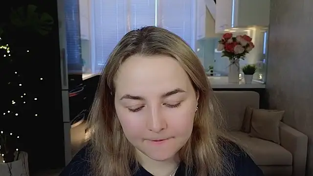 Mira Mermayd online show from 03-15-26, 01:11