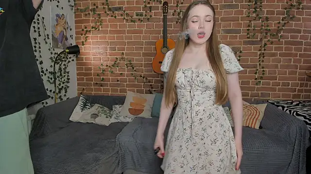 yamy yamy yamy online show from 11-30-25, 01:04