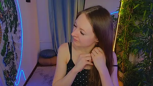 Snapshot of freya_nilsson chatting on 12-22-24, 04:06 freya nilsson online show from 12-22-24, 04:06