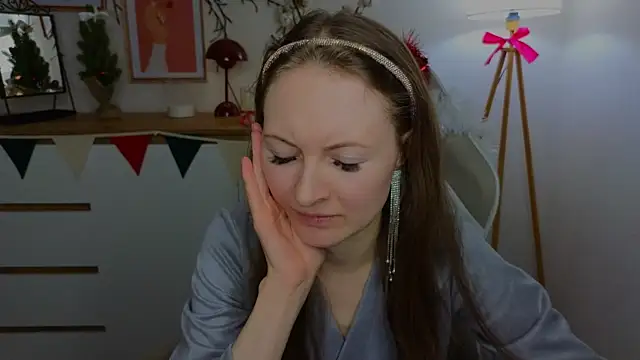 Snapshot of freya_nilsson chatting on 12-30-24, 12:42 freya nilsson online show from 12-30-24, 12:42