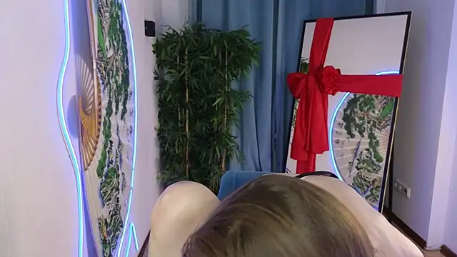 Snapshot of freya_nilsson chatting on 01-14-25, 12:24 freya nilsson online show from 01-14-25, 12:24