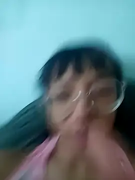 Snapshot of Karmakuro chatting on 10-25-25, 02:46 Karmakuro online show from 10-25-25, 02:46