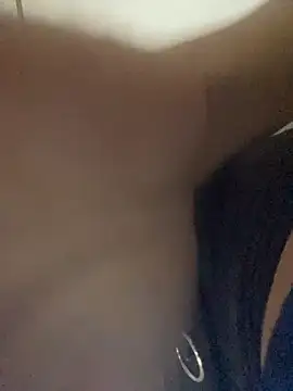 Snapshot of Karmakuro chatting on 01-14-26, 06:35 Karmakuro online show from 01-14-26, 06:35