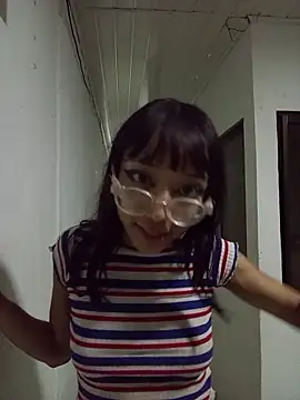 Snapshot of Karmakuro chatting on 02-08-26, 03:54 Karmakuro online show from 02-08-26, 03:54