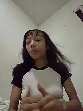 Snapshot of Karmakuro chatting on 03-25-26, 02:56 Karmakuro online show from 03-25-26, 02:56