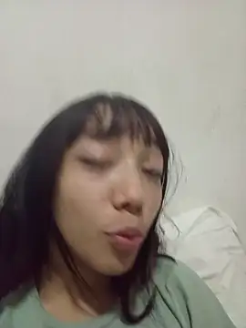 Snapshot of Karmakuro chatting on 03-28-26, 01:38 Karmakuro online show from 03-28-26, 01:38