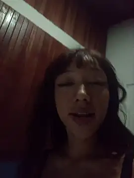 Snapshot of Karmakuro chatting on 04-15-26, 01:23 Karmakuro online show from 04-15-26, 01:23