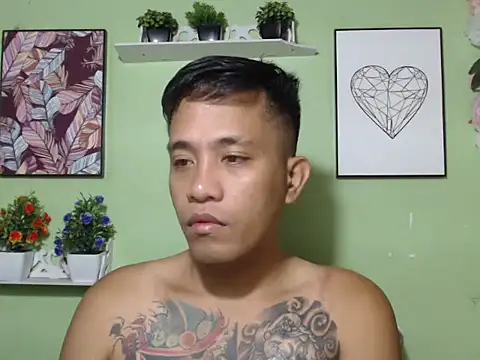 Thyler08 online show from 09-27-25, 05:12