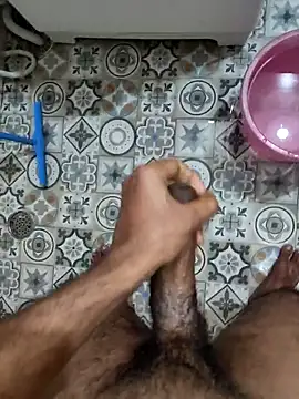 Snapshot of BiggDse chatting on 02-28-25, 03:48 BiggDse online show from 02-28-25, 03:48