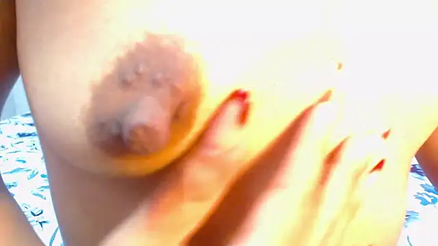 Snapshot of Amy_Ronan chatting on 12-21-24, 02:47 Amy Ronan online show from 12-21-24, 02:47