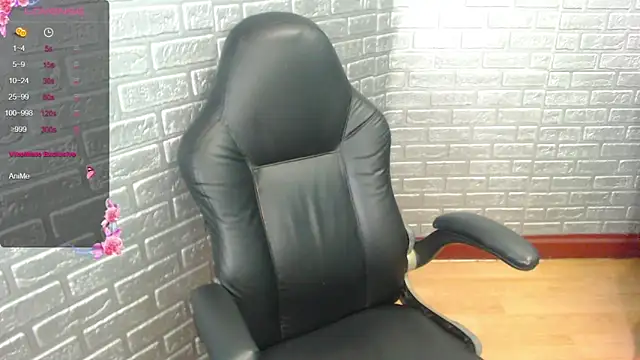 Snapshot of Amy_Ronan chatting on 10-31-25, 06:09 Amy Ronan online show from 10-31-25, 06:09